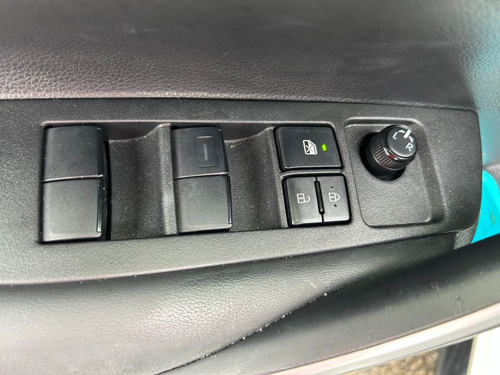 Thumbnail: 2024 Toyota Corolla - 15