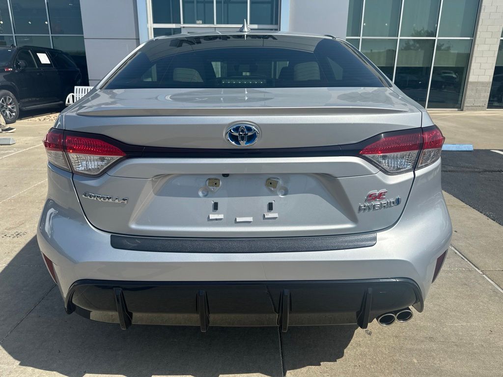 Used 2023 Silver Toyota SE image 7