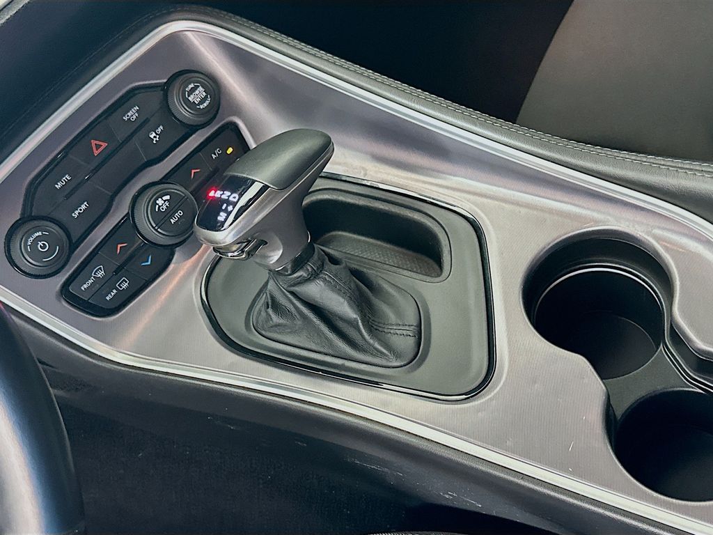 Thumbnail: 2019 Dodge Challenger - 16