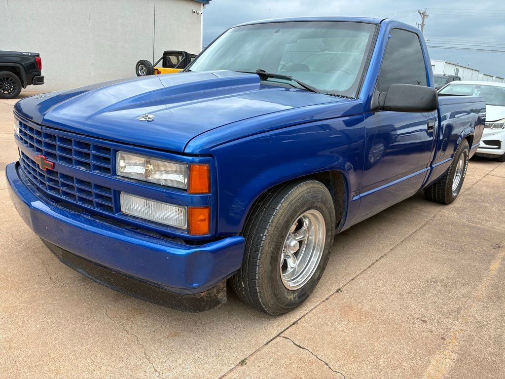 Blue 1990 Chevrolet C/K 1500 Pickup Truck