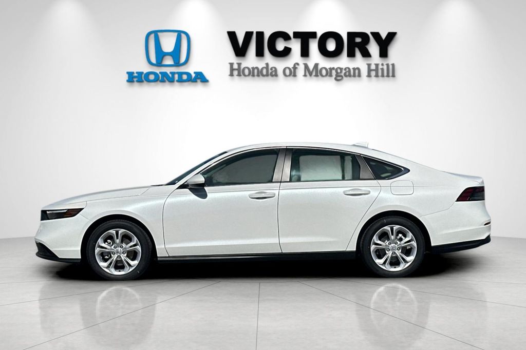 New 2026 Platinum White Pearl Honda LX image 7