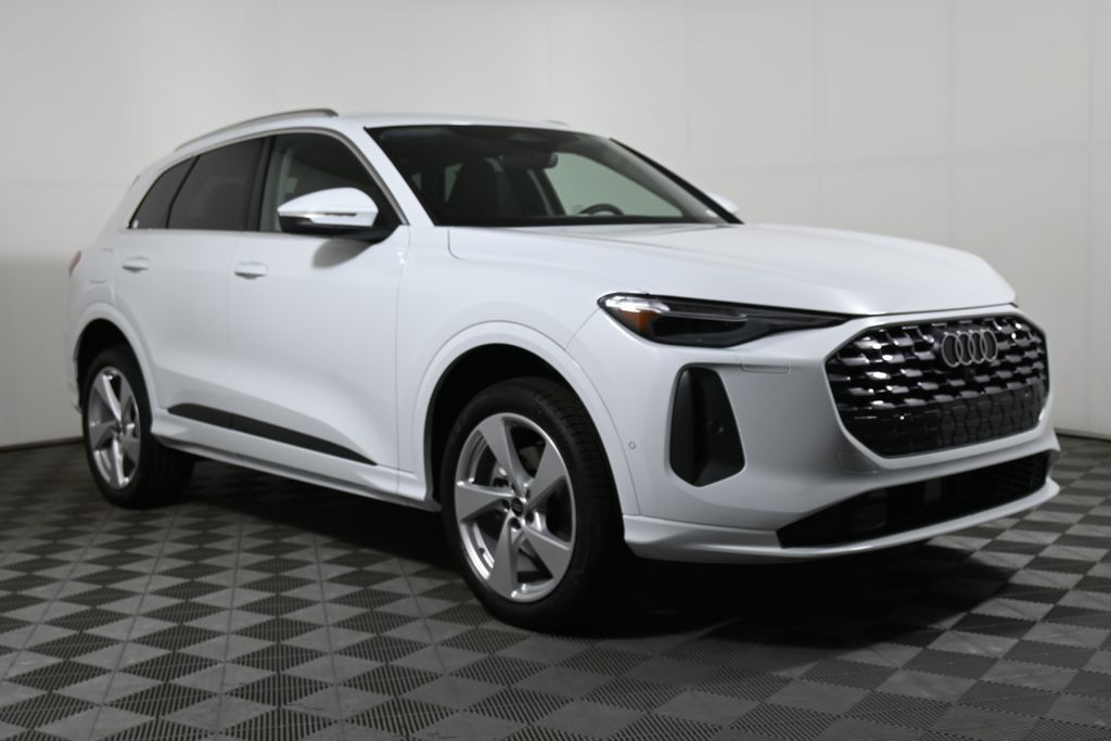 Thumbnail: 2025 Audi Q5 - 8