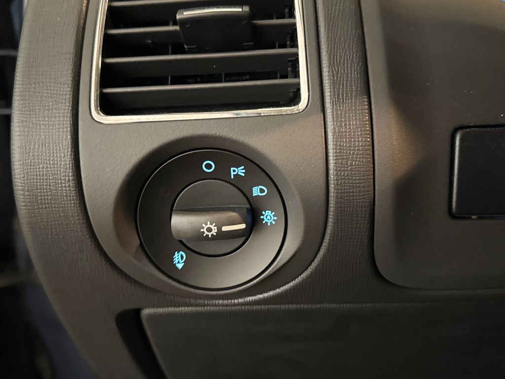 Certified Used 2019 Blue Ford SEL image 18