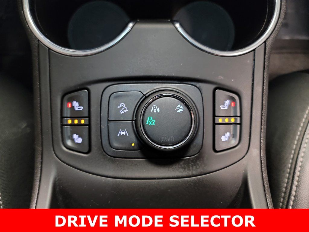 2024 GMC Terrain SLT photo