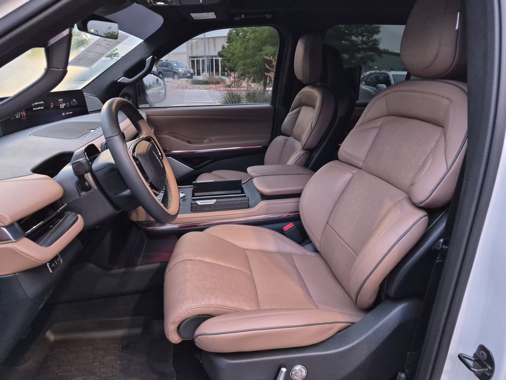 Used Car 2025 Lincoln Navigator L  Black Label For Sale Under $100,000 In Austin, Texas