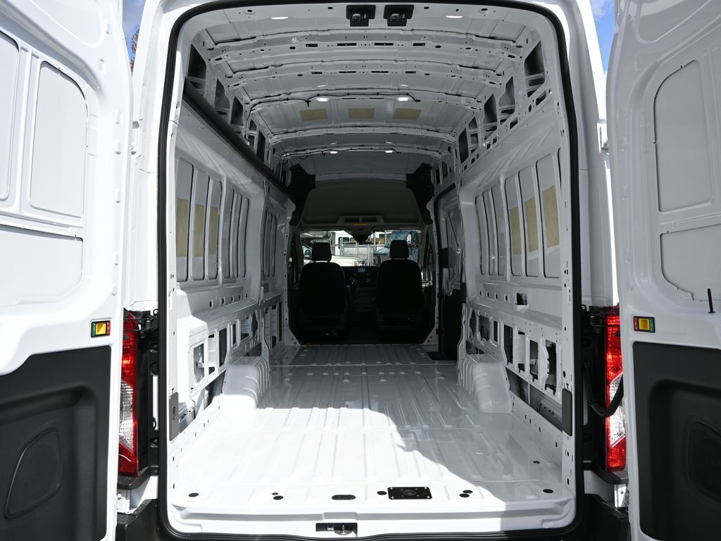 2025 Ford Transit 350 HD