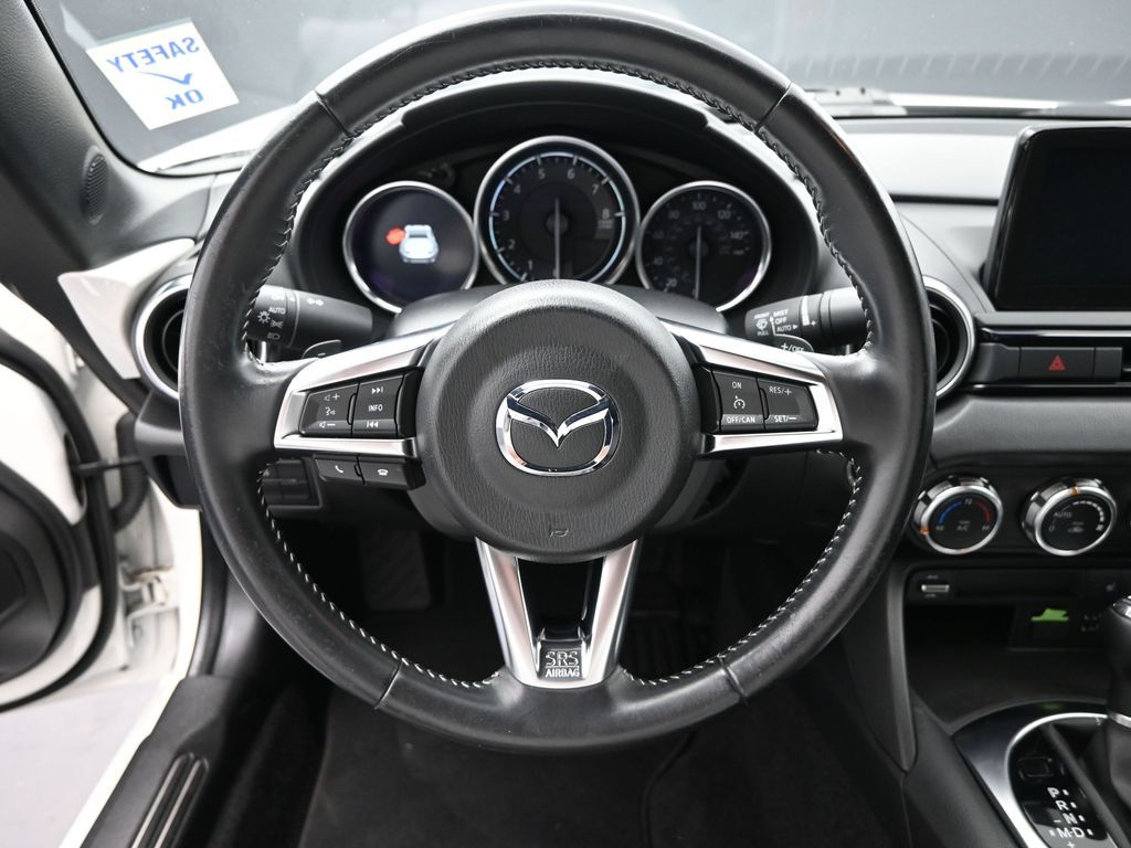 2022 Mazda MX-5 Miata RF Grand Touring
