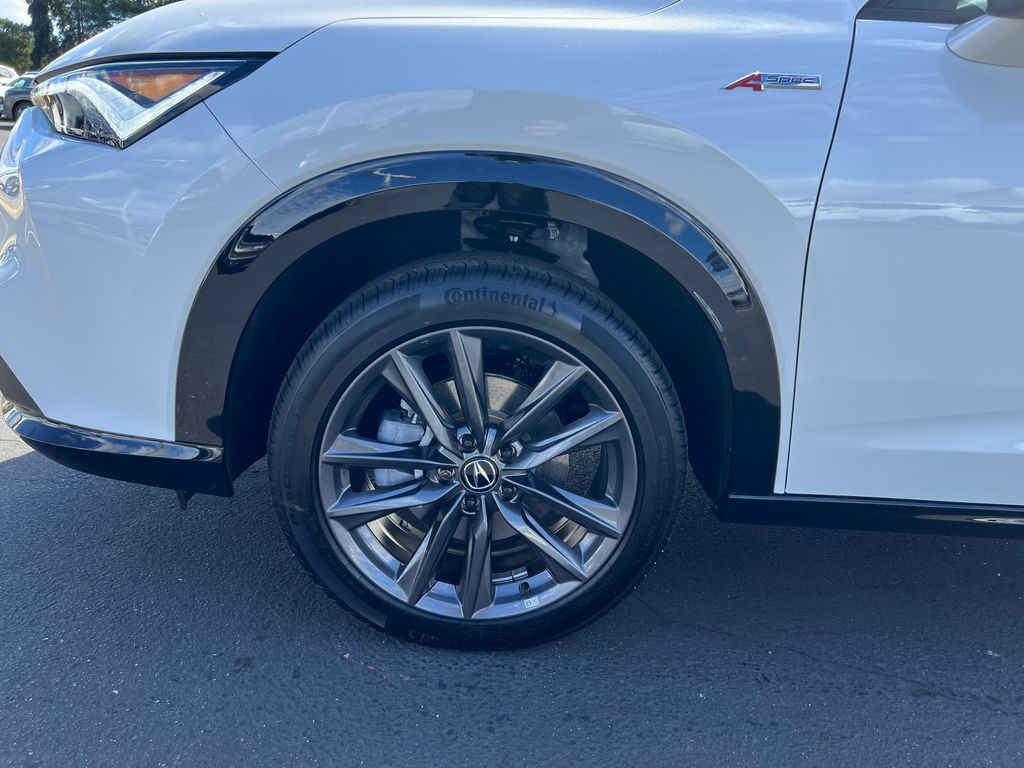 Thumbnail: 2025 Acura ADX - 5