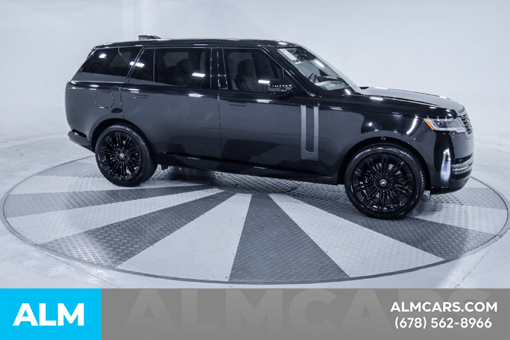 Used 2023 Black Land Rover SE image 13