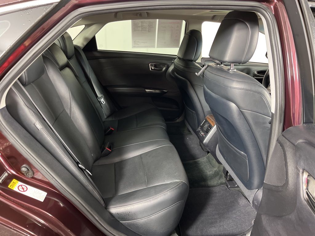 Thumbnail: 2013 Toyota Avalon - 13