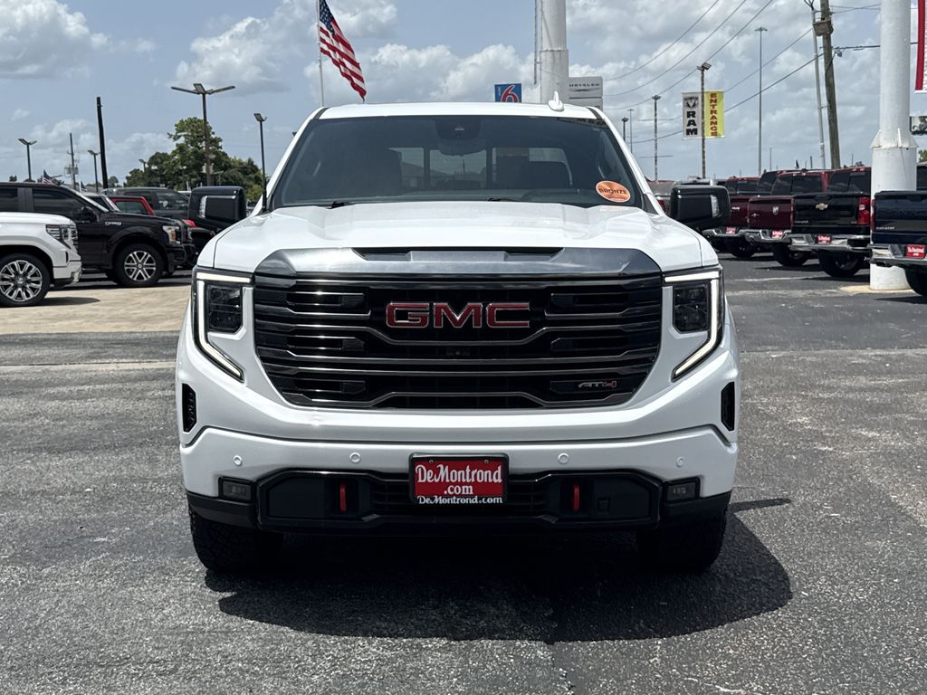 2023 GMC Sierra 1500 AT4 - 1