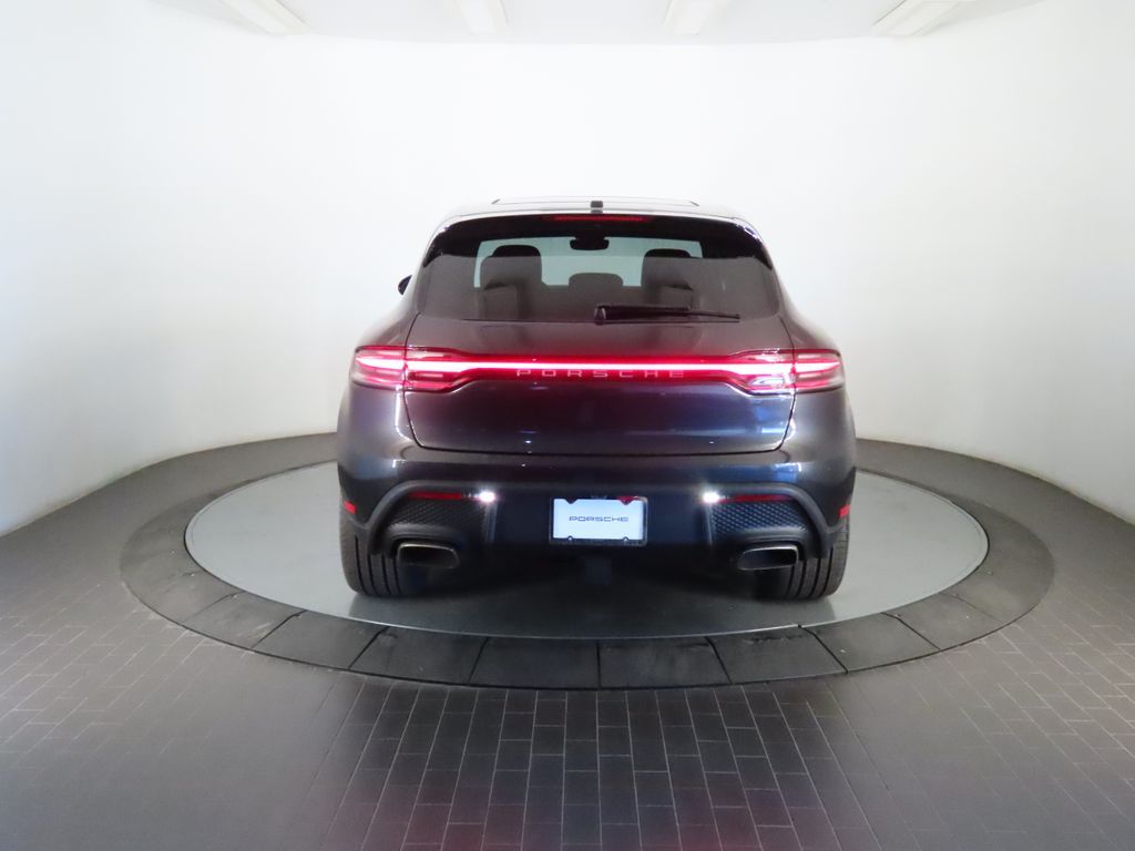 Thumbnail: 2026 Porsche Macan - 6