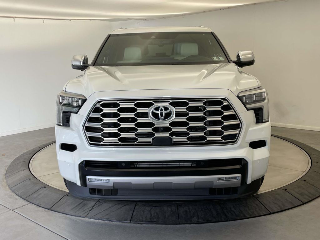 2023 Toyota Sequoia Capstone - 9