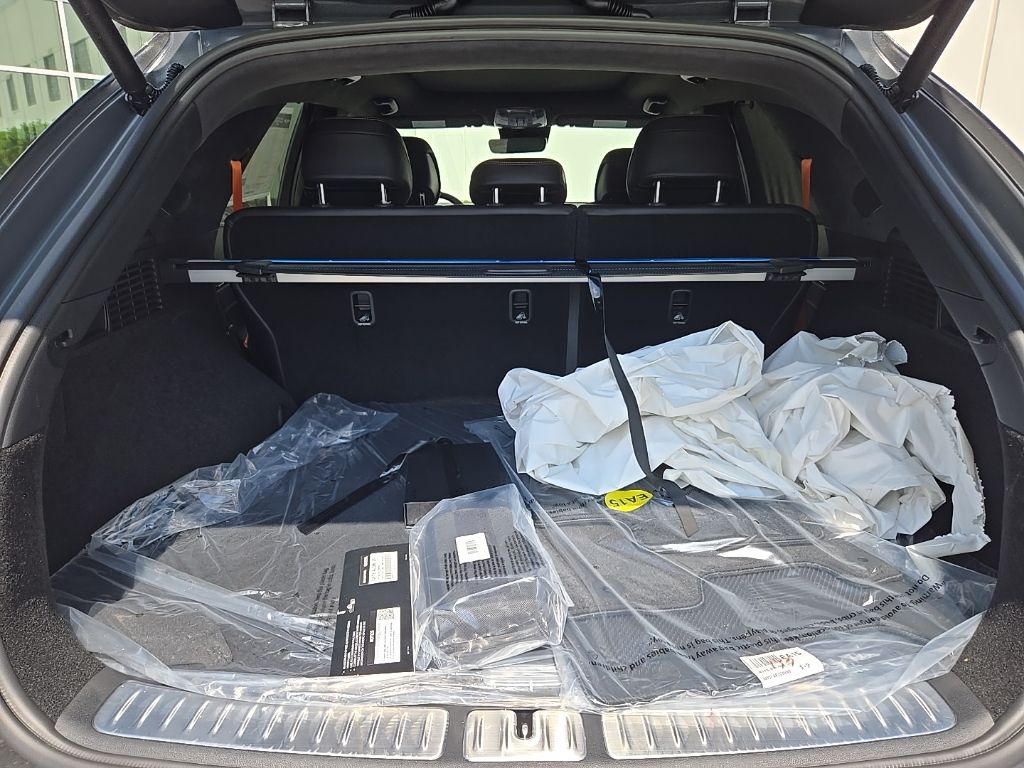 Thumbnail: 2026 Genesis GV70 - 24