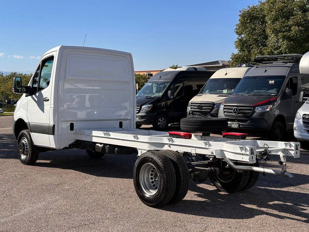 2023 Mercedes-Benz Sprinter 3500 Cab Chassis 170 WB 4