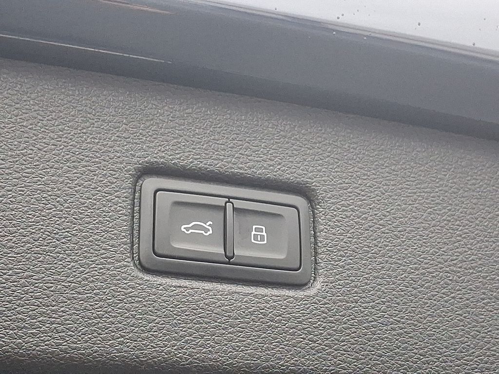 2025 Audi Q7 Premium 29
