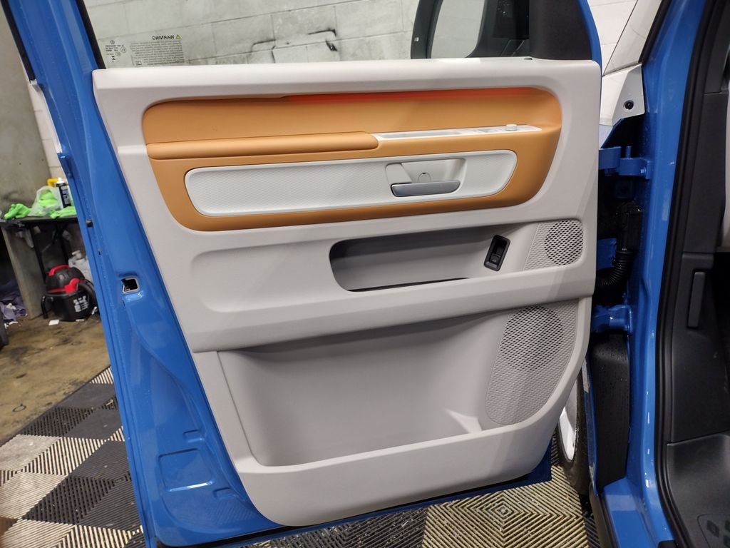 2025 Volkswagen ID. Buzz 1st Edition