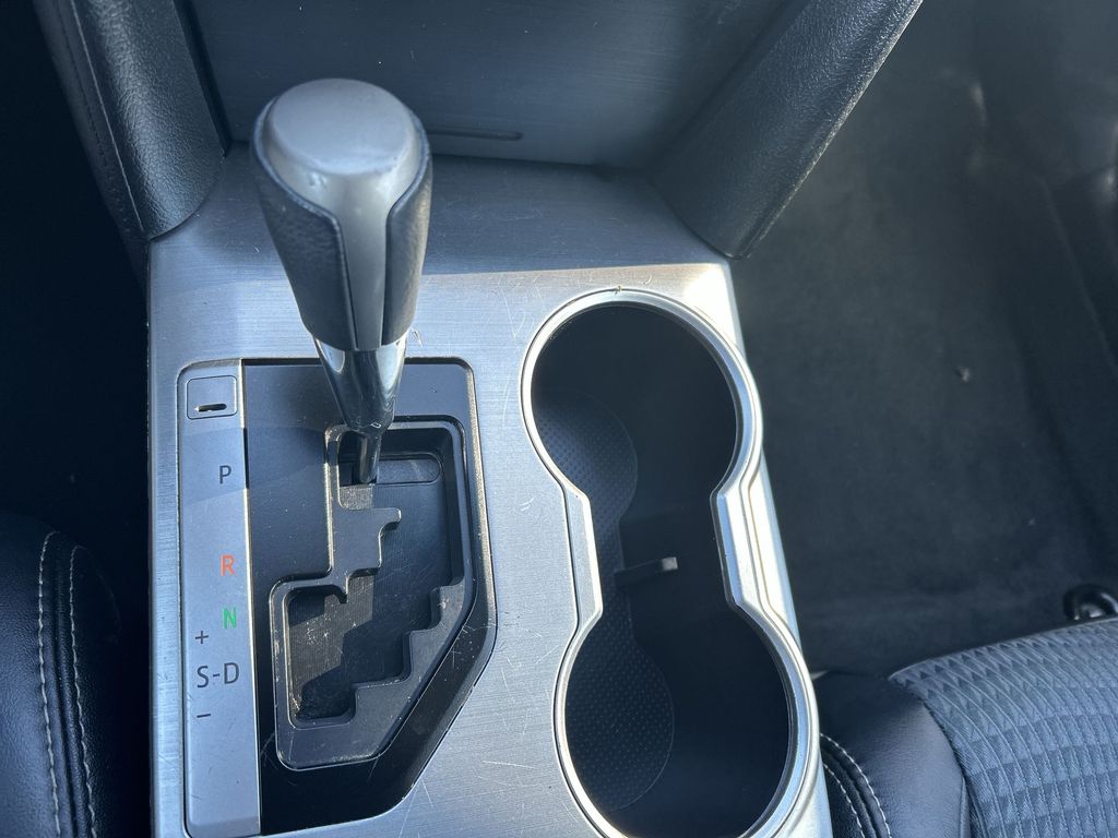 Thumbnail: 2013 Toyota Camry - 19