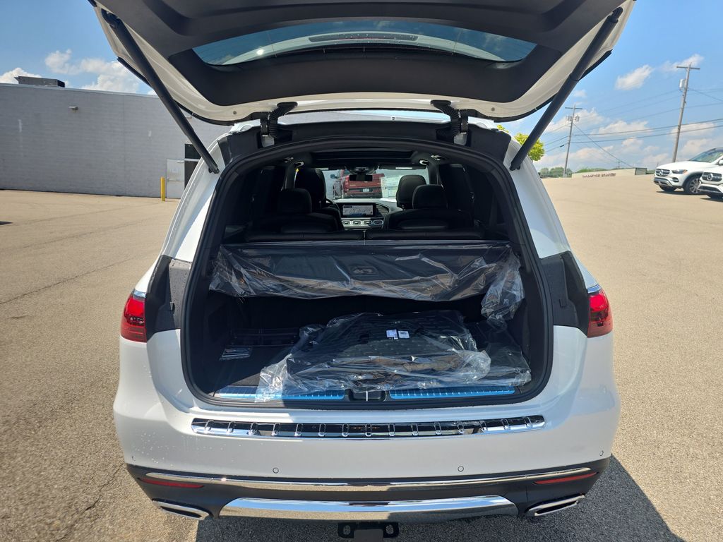 2026 Mercedes-Benz GLS GLS 450 White at John Sisson Motors