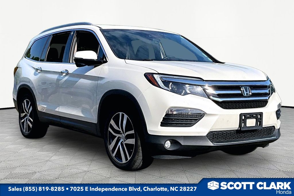 2017 Honda Pilot Touring