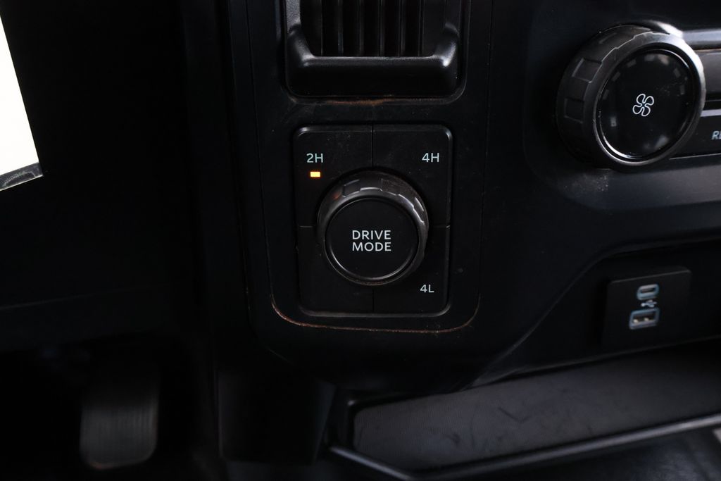 Thumbnail: 2022 Ford F-150 - 31