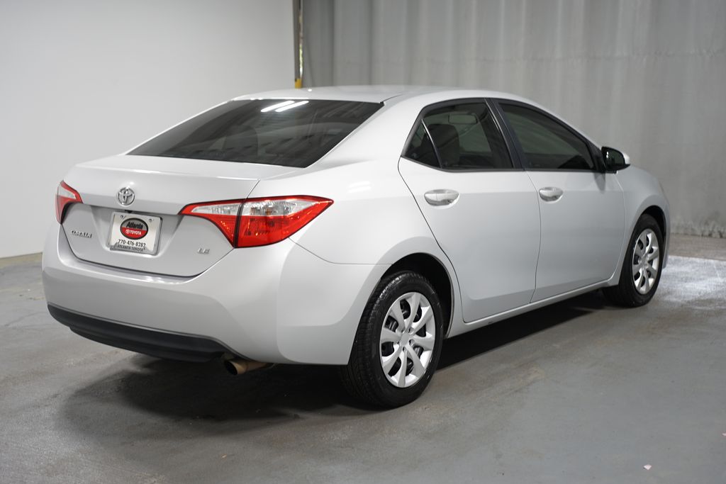 2015 Toyota Corolla LE 8