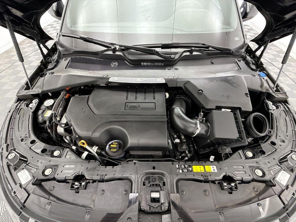 Thumbnail: 2025 Land Rover Range Rover Evoque - 28