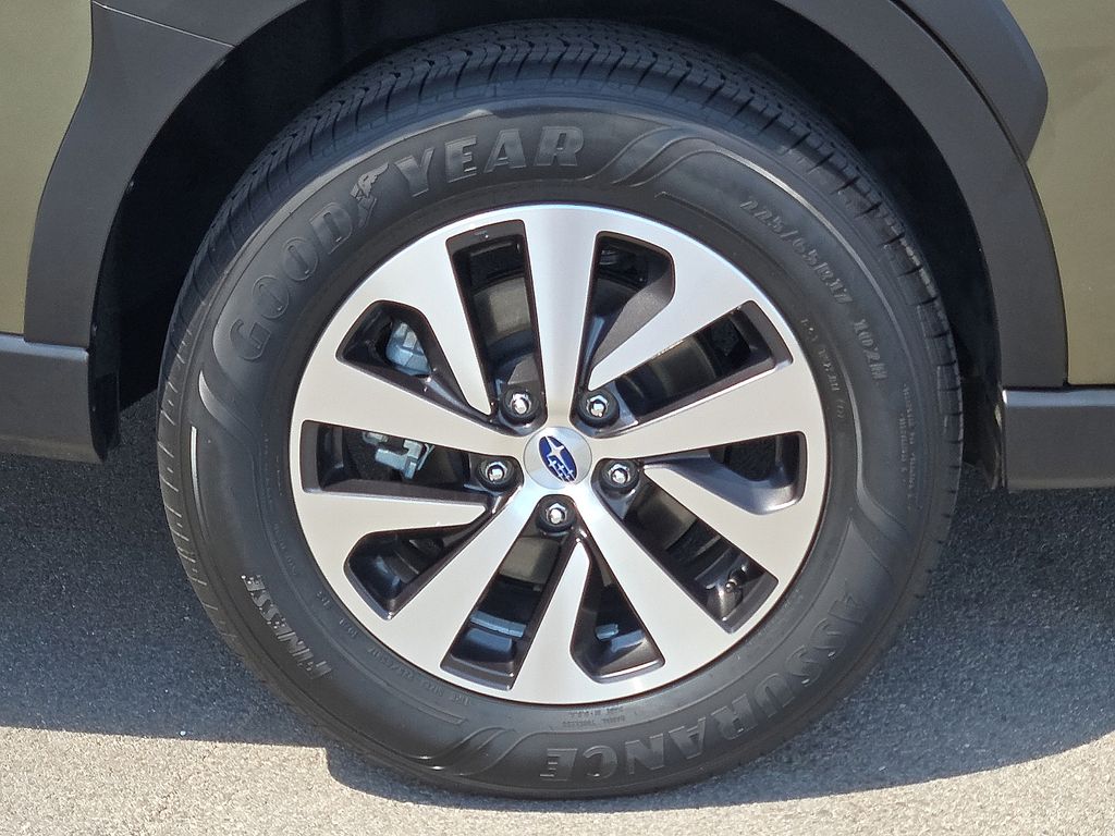 Used 2025 Subaru Outback Premium For Sale in Farmington, AR