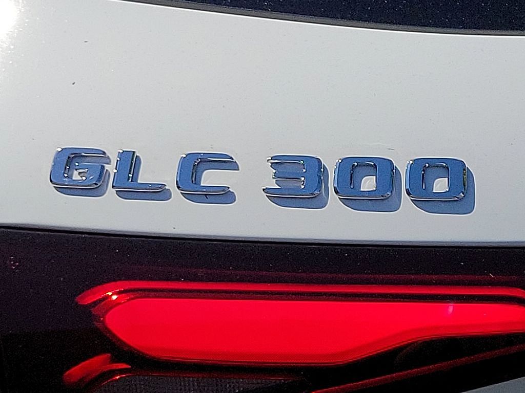 2025 Mercedes-Benz GLC 300 21