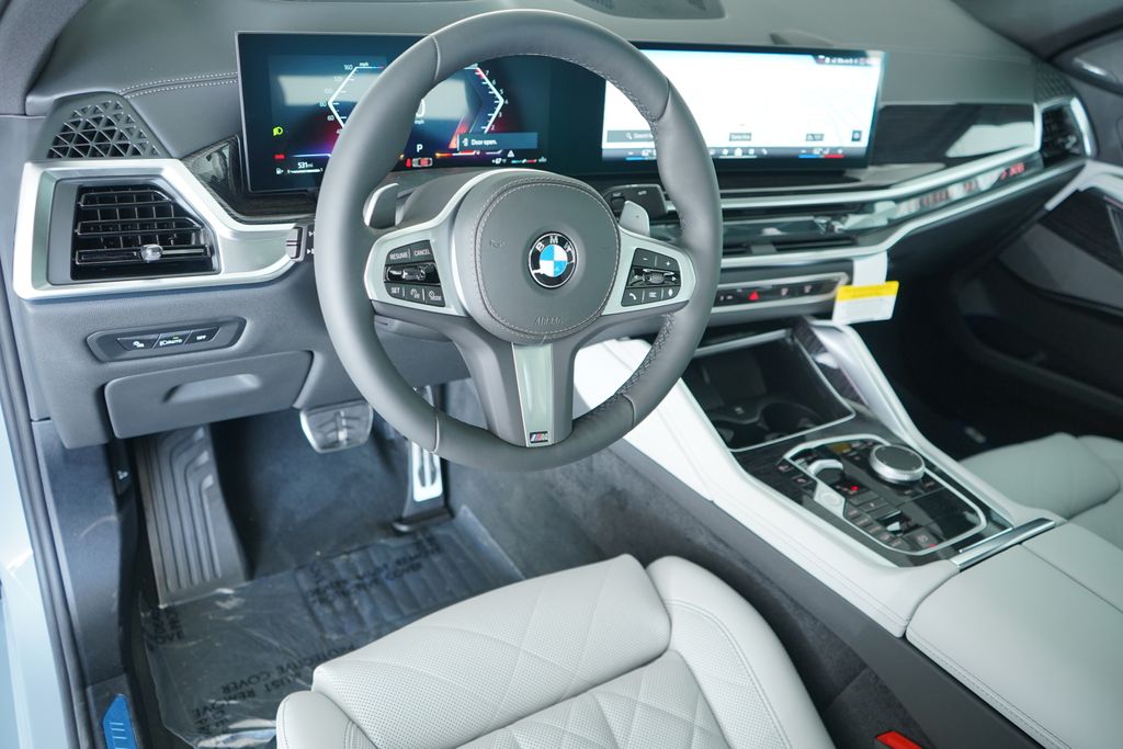 Thumbnail: 2026 BMW X6 - 11