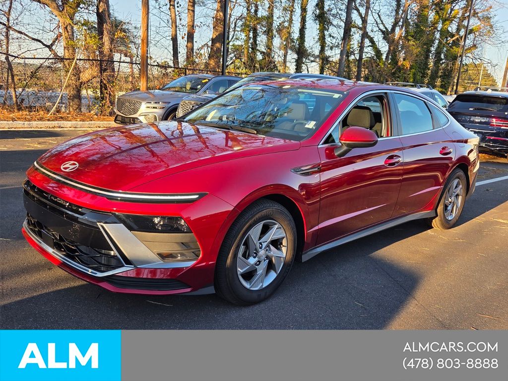 Ultimate red 2025 Hyundai Sonata SE FWD Sedan Front-Wheel Drive 8-Speed Automatic