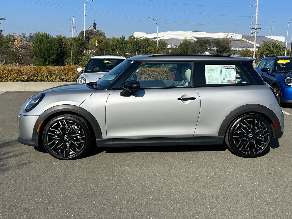Thumbnail: 2025 MINI Cooper - 2