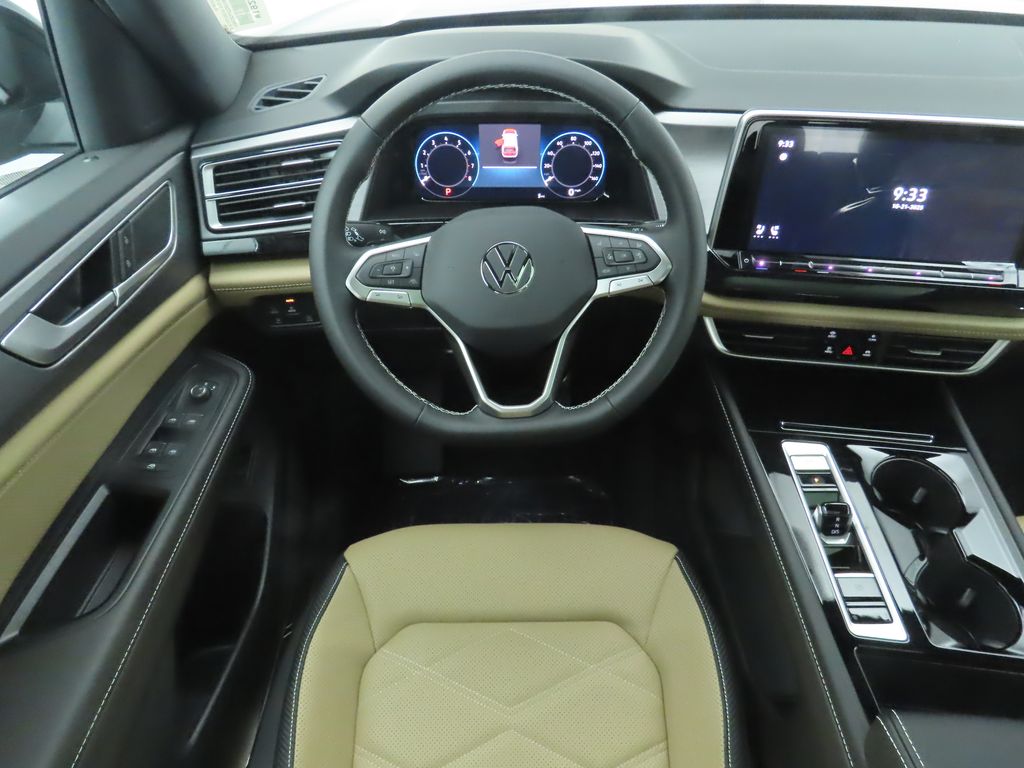 Thumbnail: 2026 Volkswagen Atlas - 10