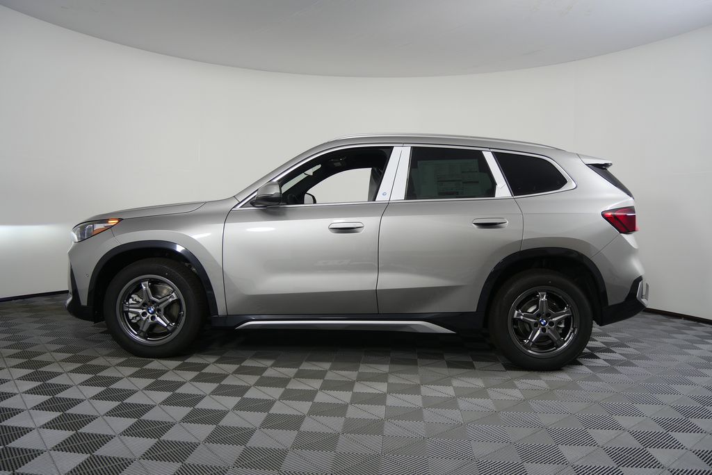 Thumbnail: 2025 BMW X1 - 6