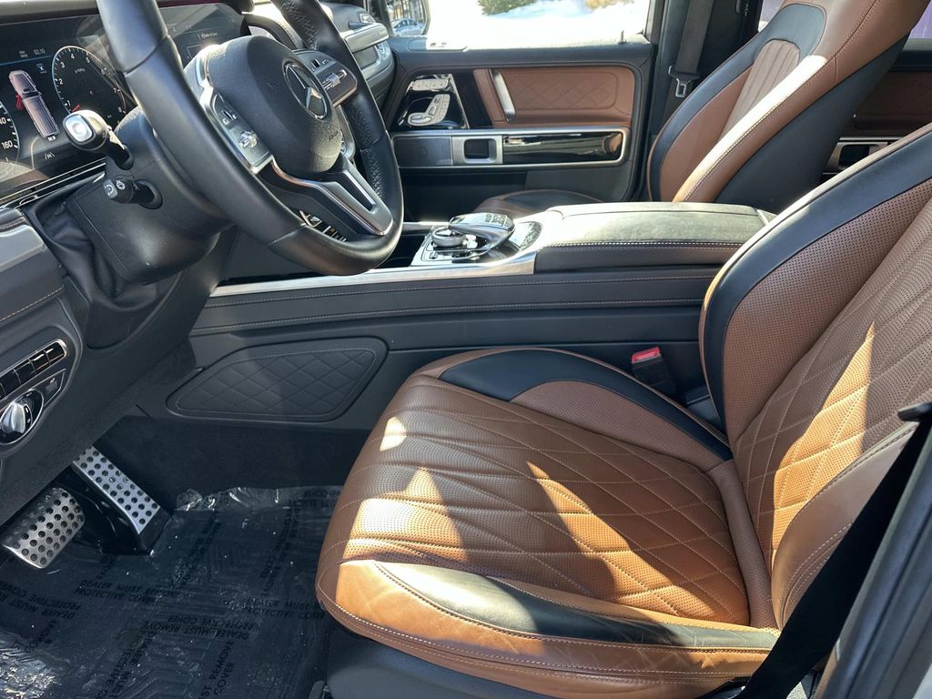 Thumbnail: 2021 Mercedes-Benz G-Class - 27