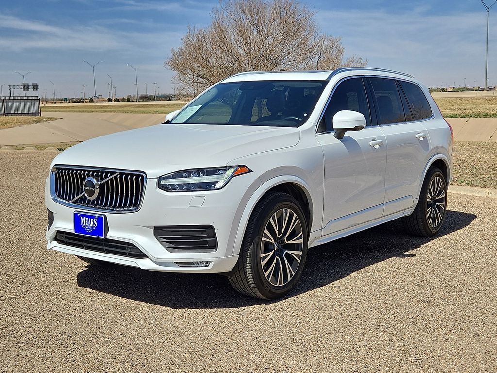 2021 Volvo XC90 T6 Momentum 7-Passenger AWD
