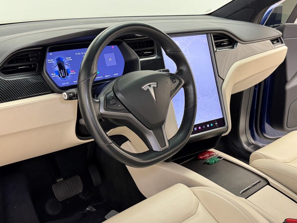2020 Tesla Model X Long Range 28