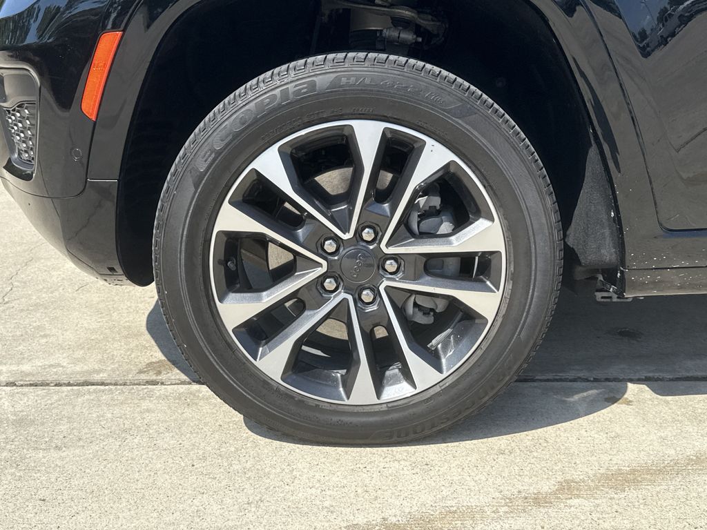 2024 Jeep Grand Cherokee Overland 4xe Black at DeMontrond Gulf Freeway