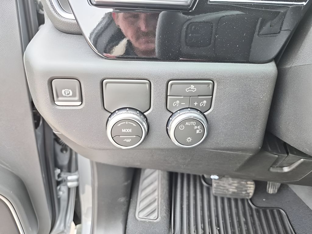 New 2026 Silver GMC SLE image 32