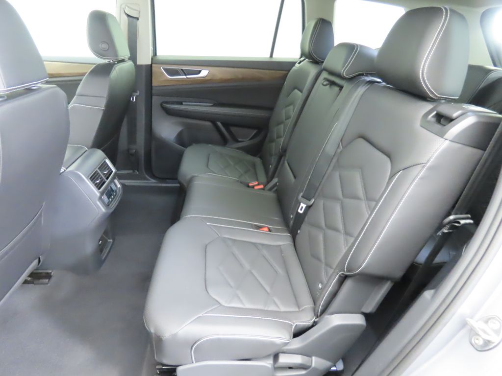 Thumbnail: 2026 Volkswagen Atlas - 21