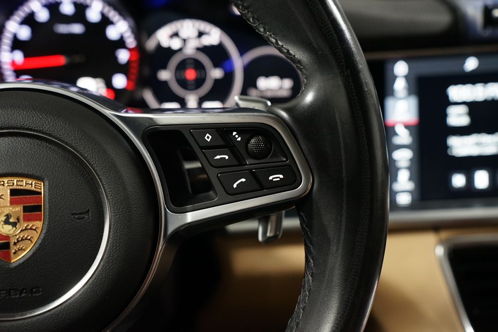 Thumbnail: 2018 Porsche Panamera - 13