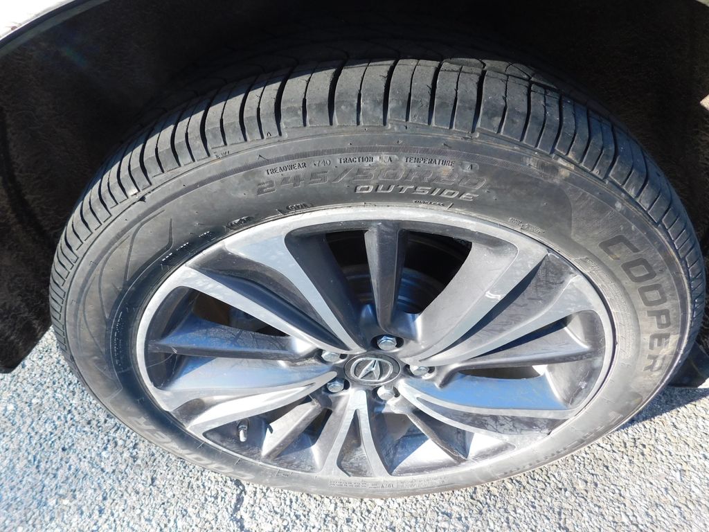 Thumbnail: 2019 Acura MDX - 8