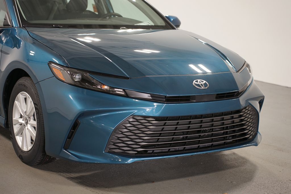 Thumbnail: 2026 Toyota Camry - 4