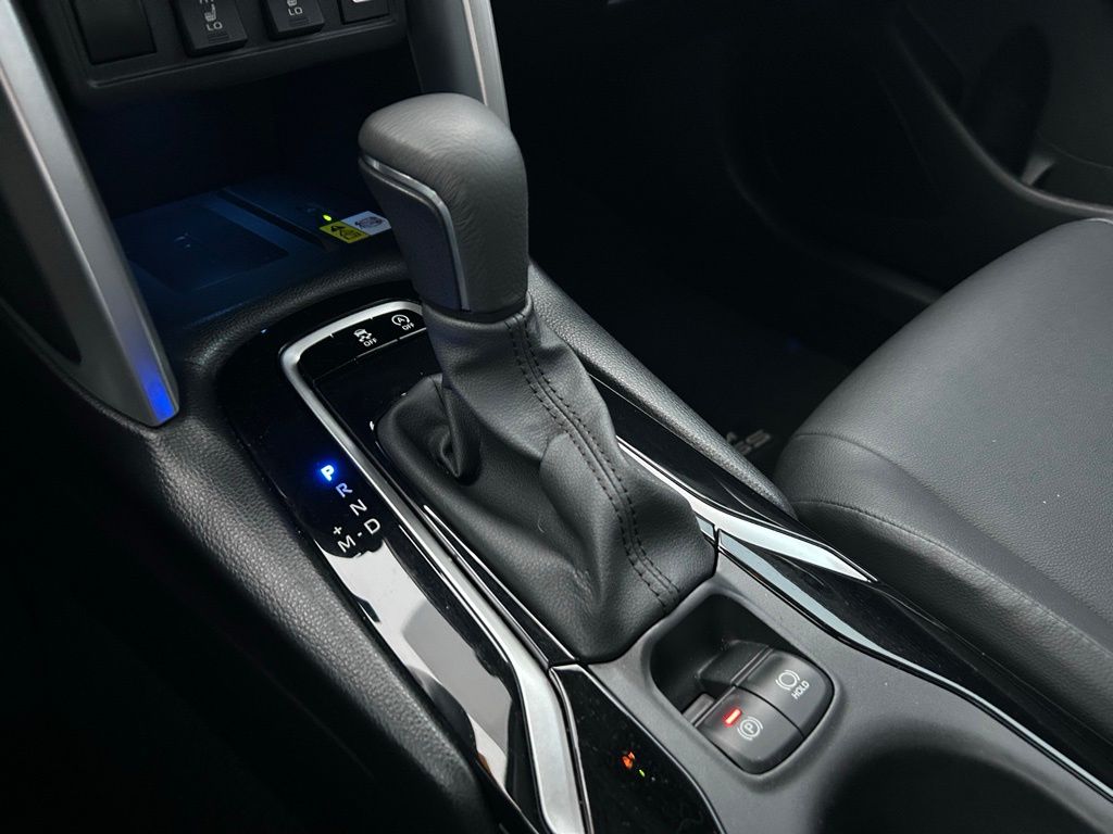 Thumbnail: 2023 Toyota Corolla Cross - 27