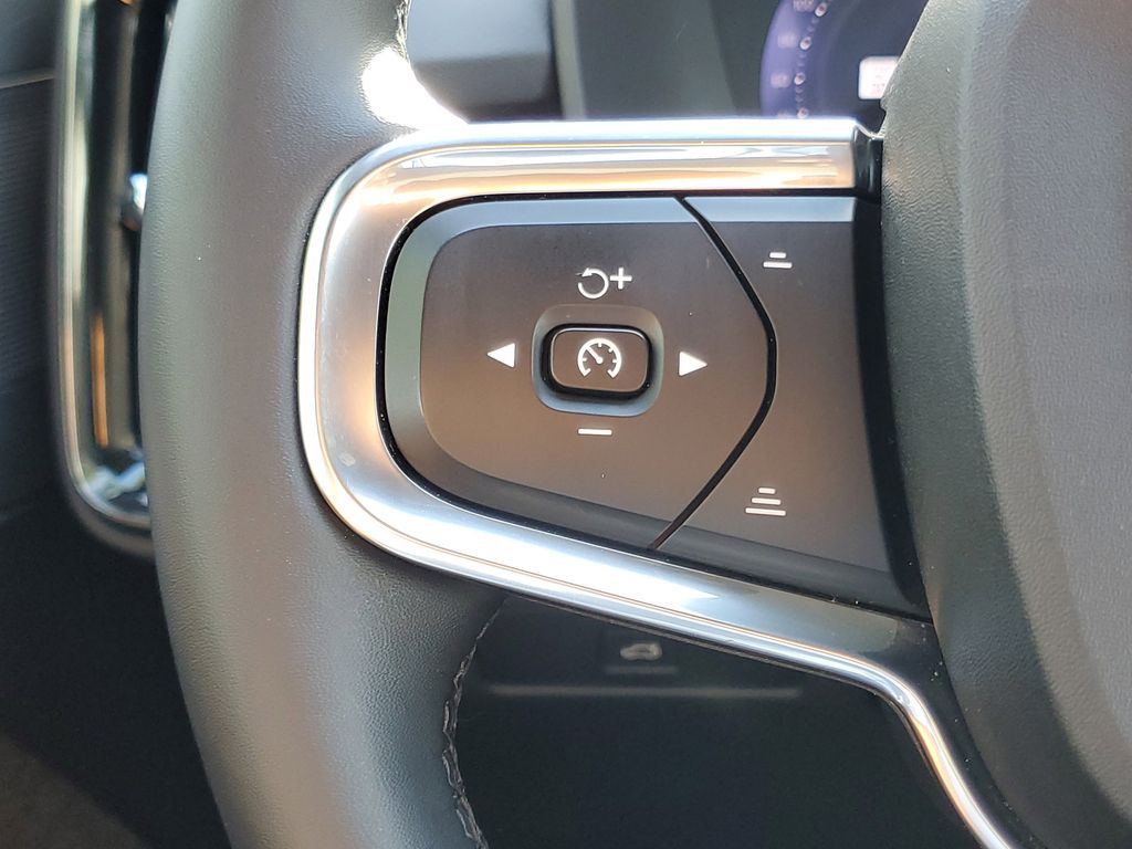 used 2025 Volvo XC40 car, priced at $28,595