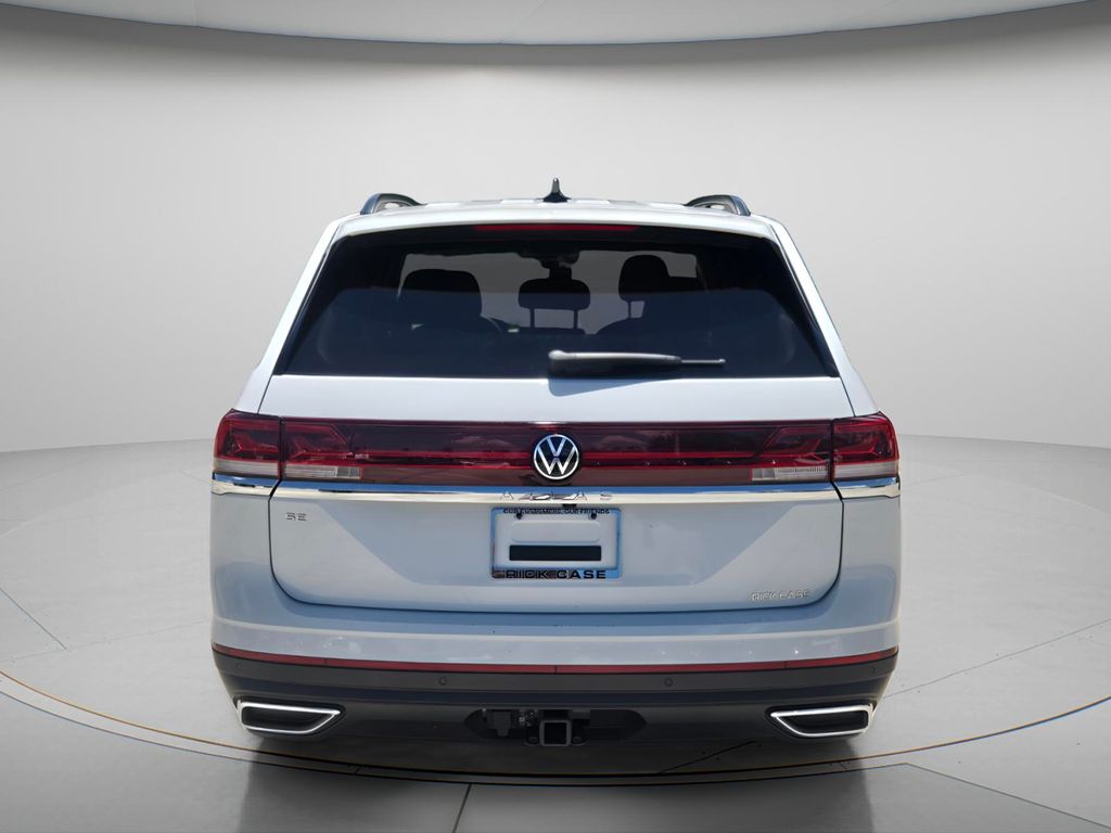 2024 Volkswagen Atlas - $25,700