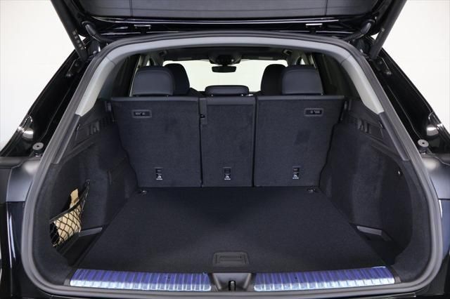 Thumbnail: 2025 Audi Q5 - 8