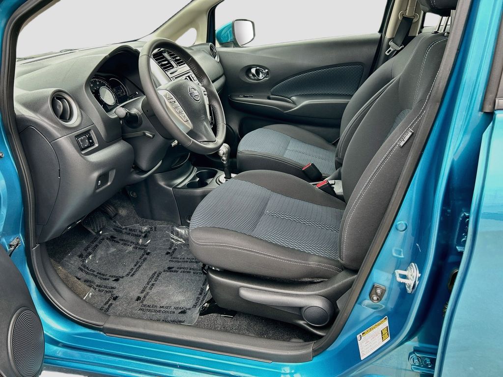 Thumbnail: 2015 Nissan Versa Note - 18