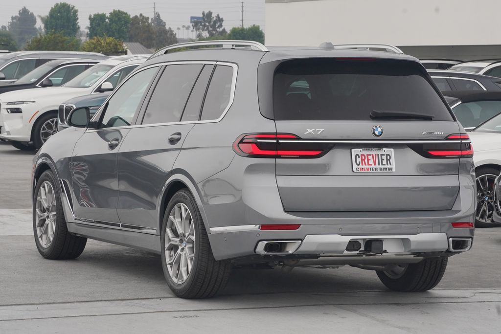 2025 BMW X7 xDrive40i 7