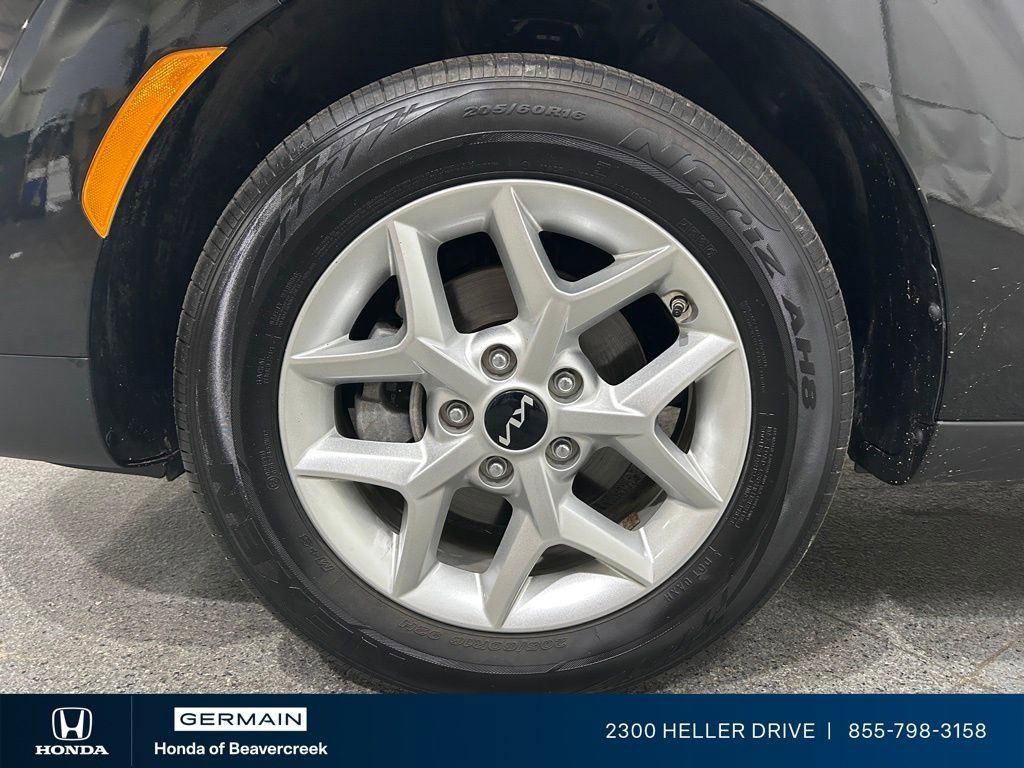 Used 2025 Black Kia LX image 26
